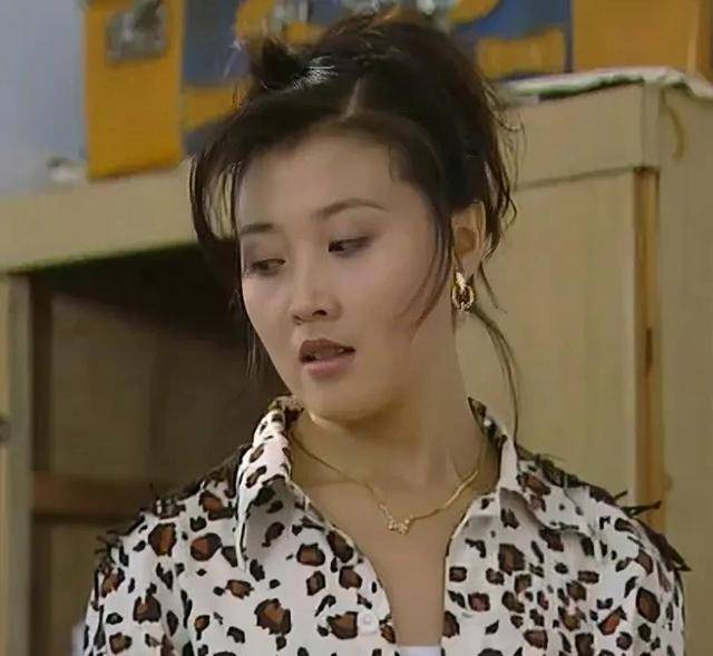 插翅难逃女演员遇见未来科技，全新智能生活体验探索