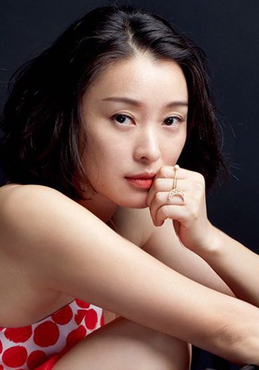 内地70后女演员名单揭秘，小巷深处的星光小店闪耀登场