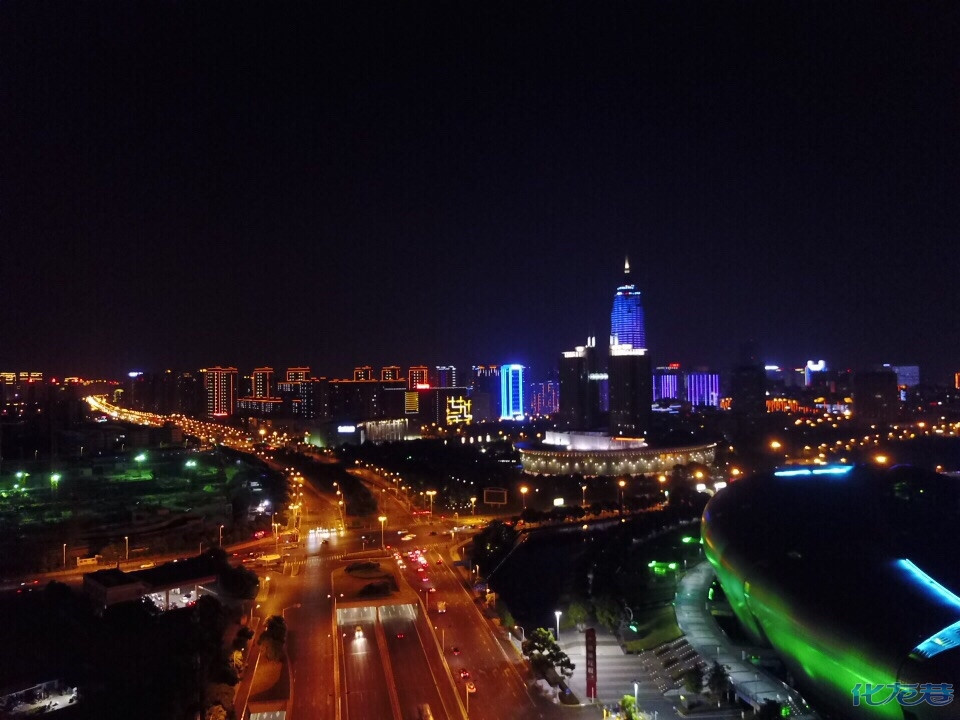 常州夜景新貌，城市之夜的美学探索与争议热议